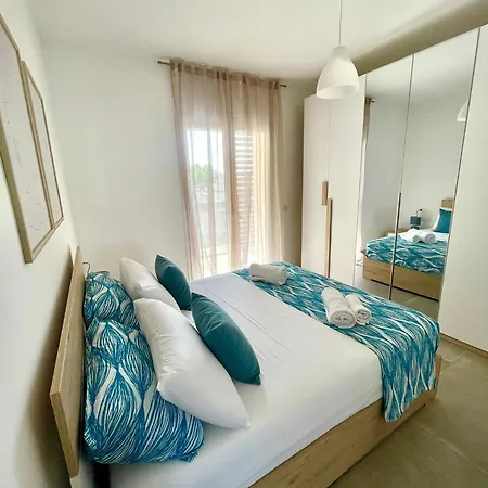 New Seaside Luxury 2 Camere, 2 Bagni, Box Auto Gratuito2 Bdr, 2 Bathrooms Free Indoor Parking Appartamento *