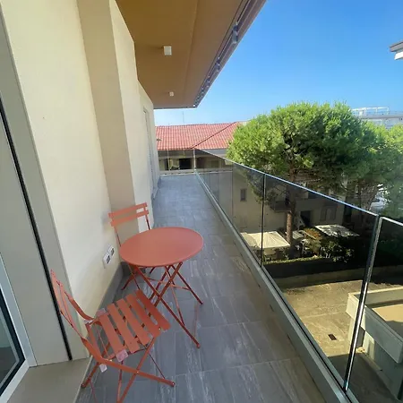 Apartment New Seaside Luxury 2 Camere, 2 Bagni, Box Auto Gratuito2 Bdr, 2 Bathrooms Free Indoor Parking Alba Adriatica
