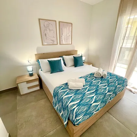 New Seaside Luxury 2 Camere, 2 Bagni, Box Auto Gratuito2 Bdr, 2 Bathrooms Free Indoor Parking Appartamento